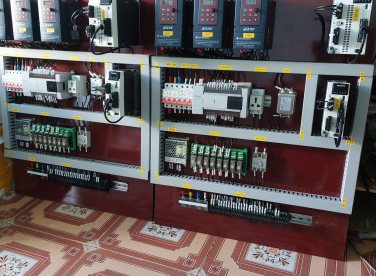 Dự án lập trình lắp đặt tủ điện máy phóng cắt nhãn lon tự động