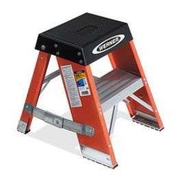 2FT TYPE IAA FIBERGLASS STEP STAND SSF02