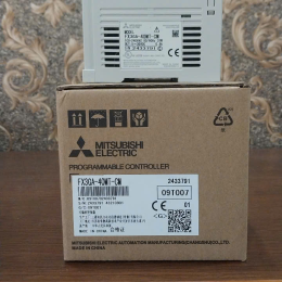 PLC Mitsubishi FX3GA-40MT-CM (24 In / 16 Out Transistor)